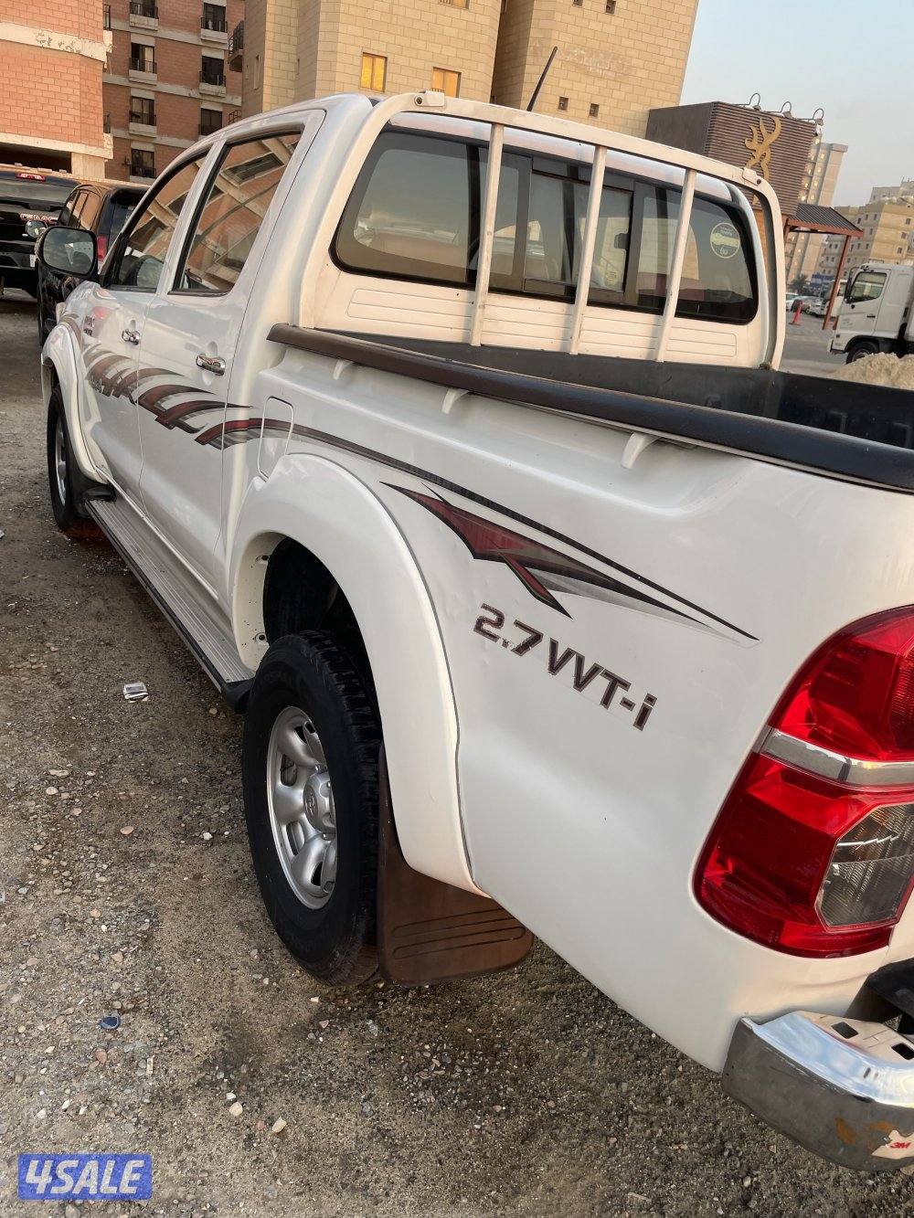 وانيت هايلكس قير عادي3