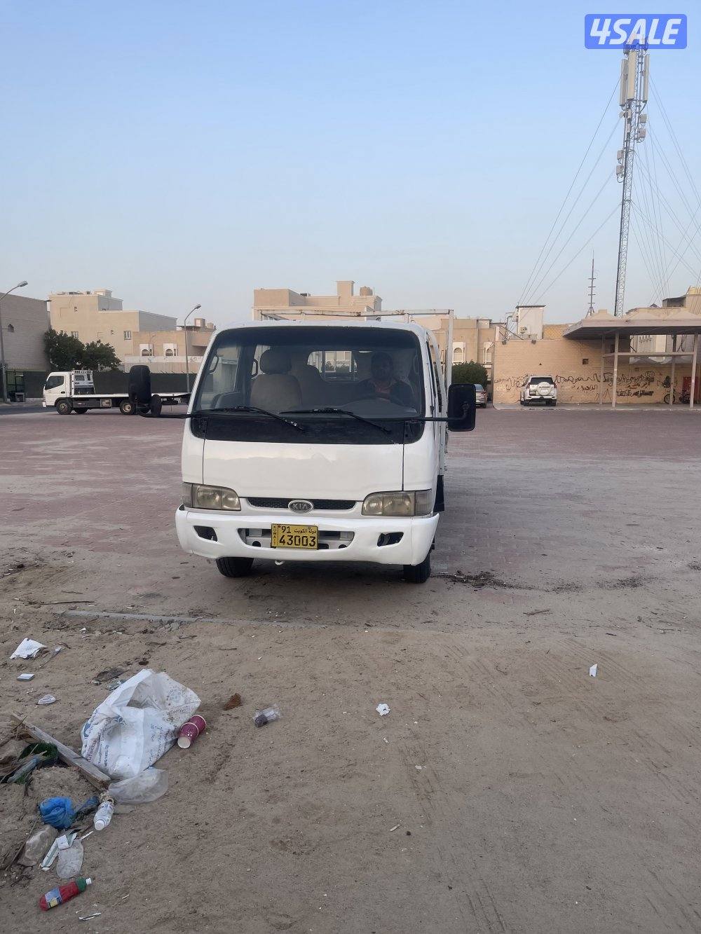 للبيع هاف لوري موديل 2001 كيا ديزل غمارتين بيمة سنه يصلح للمزارع0