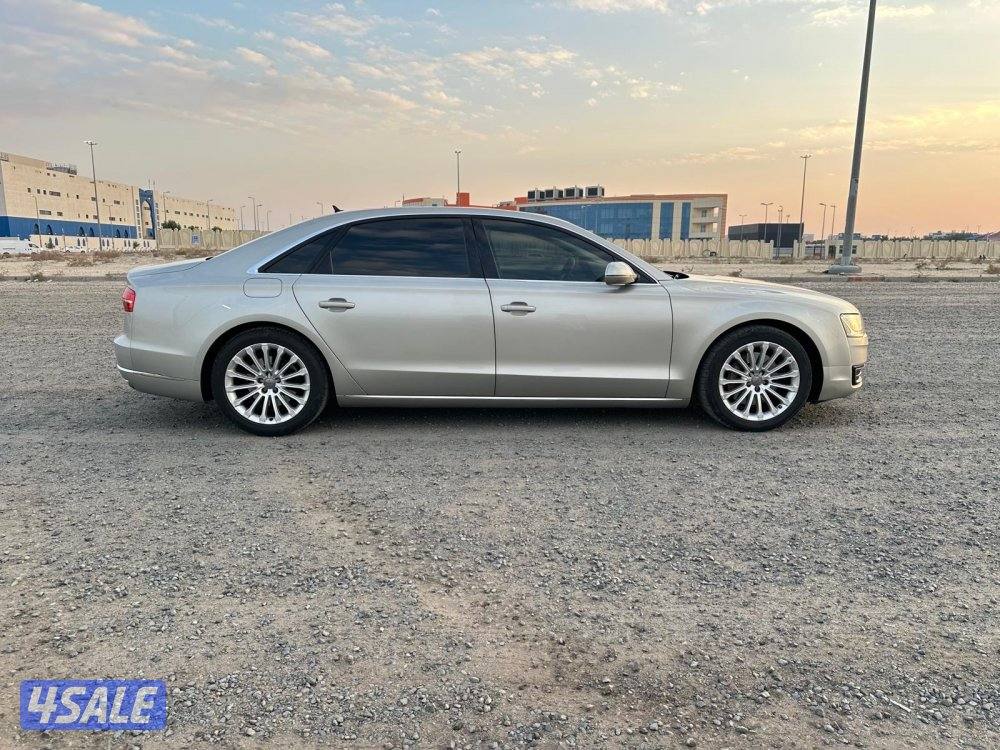 أودي A8 L موديل ٢٠١٥ بحالة ممتازة3