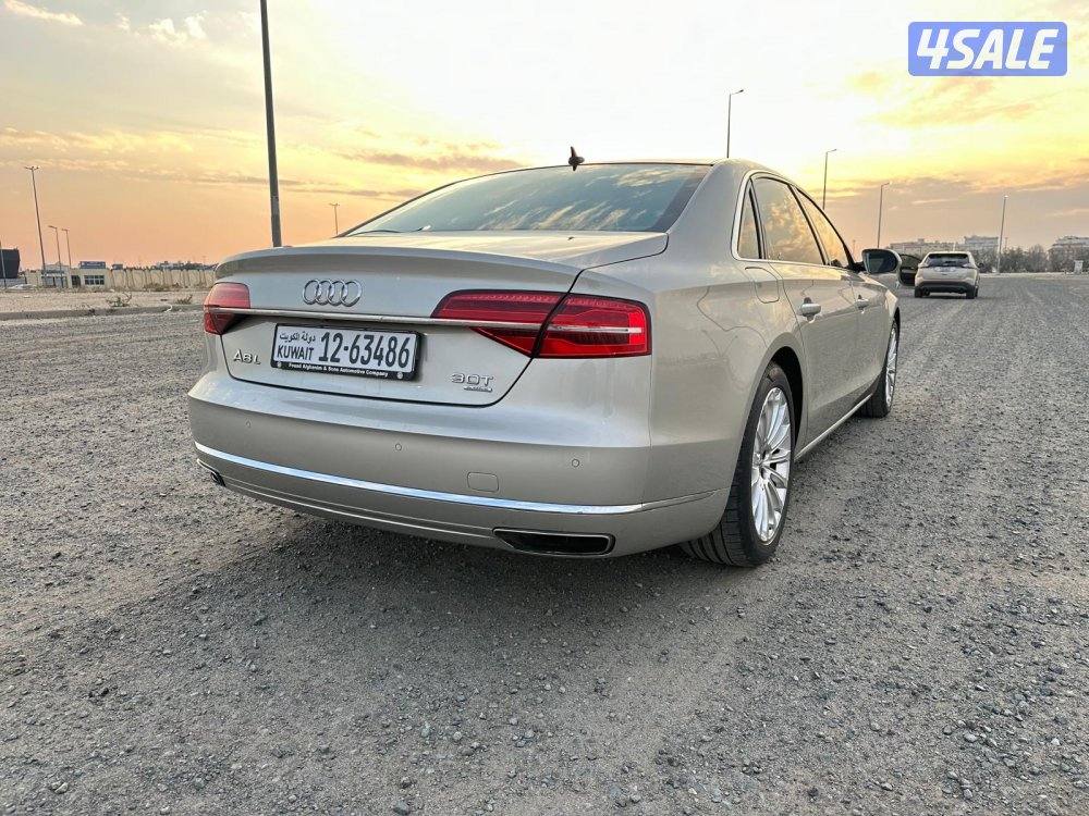 أودي A8 L موديل ٢٠١٥ بحالة ممتازة4