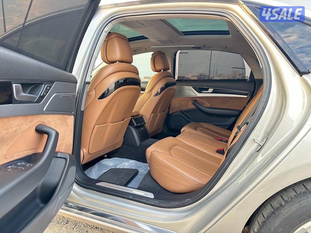 أودي A8 L موديل ٢٠١٥ بحالة ممتازة9