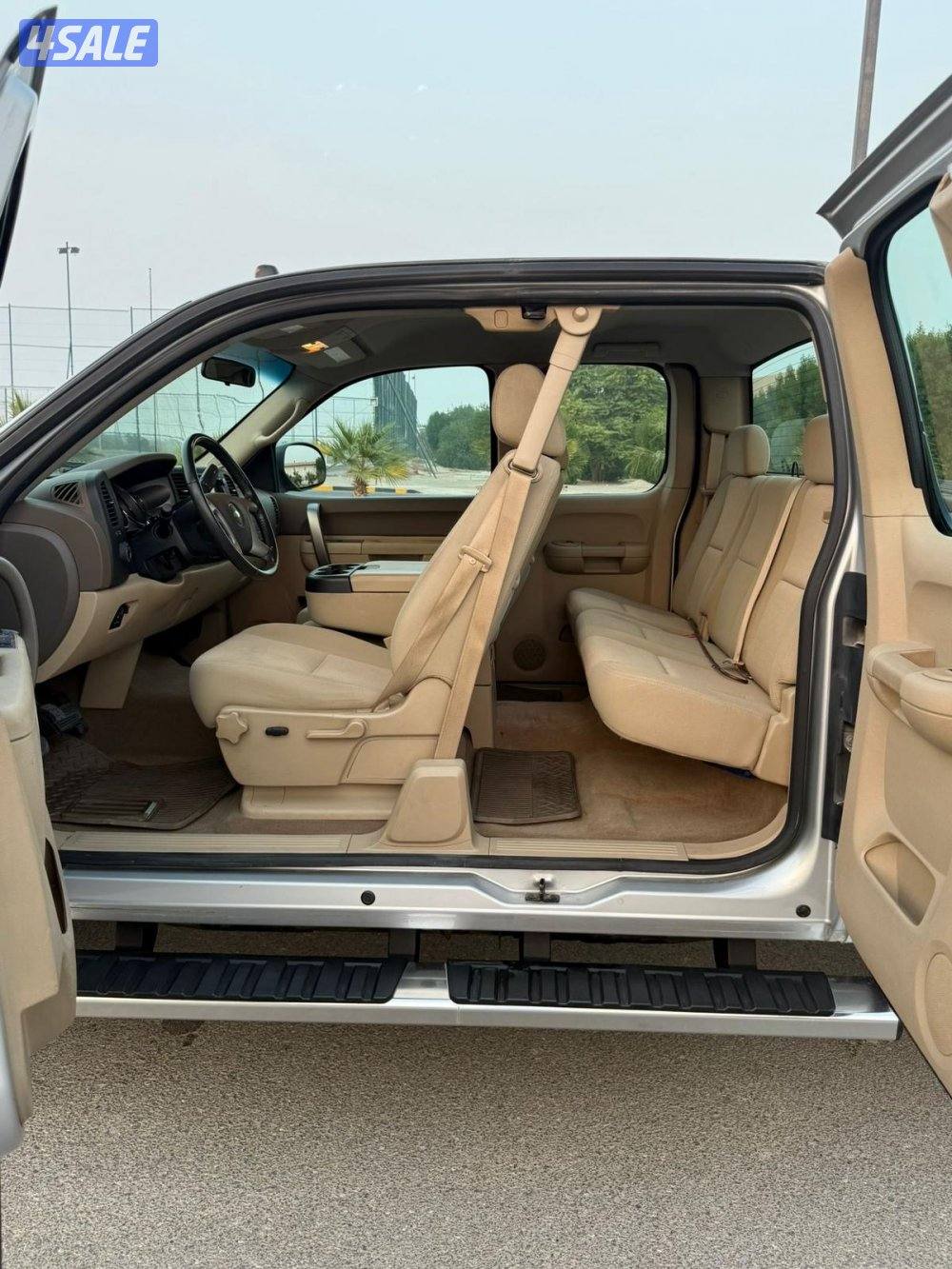 وانيت سلفرادو HD 2012 بحاله الوكاله عداد 170 الف4