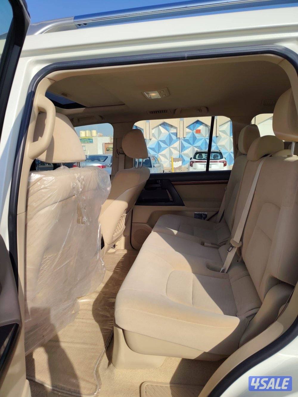 لاند كروز 2016 الساير مخمل بحاله الوكاله عداد 130 الف5