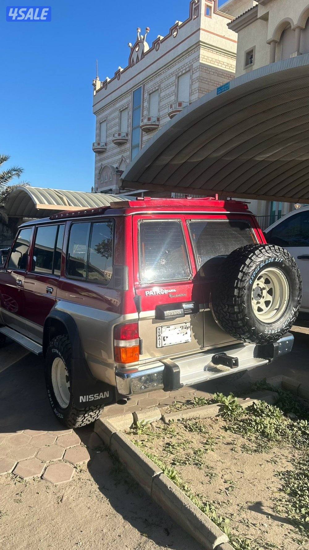 باترول 1997 عنابي فيه فتحه قنص + تانكي إضافي  الموتر نظييف..4