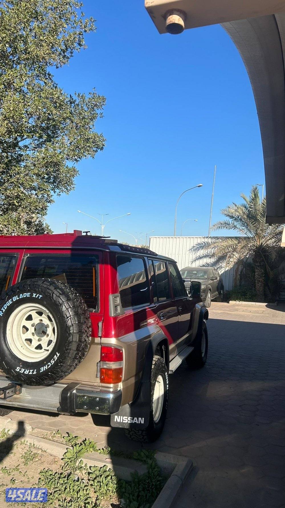 باترول 1997 عنابي فيه فتحه قنص + تانكي إضافي  الموتر نظييف..6