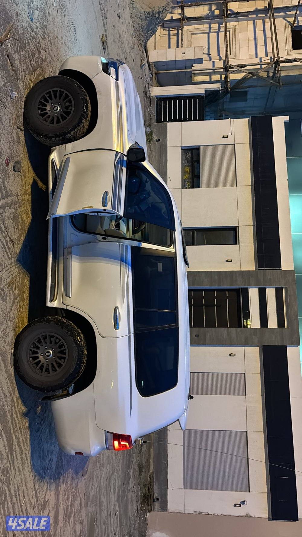 للبيع اربع رنقات برايد معى توايرهم0