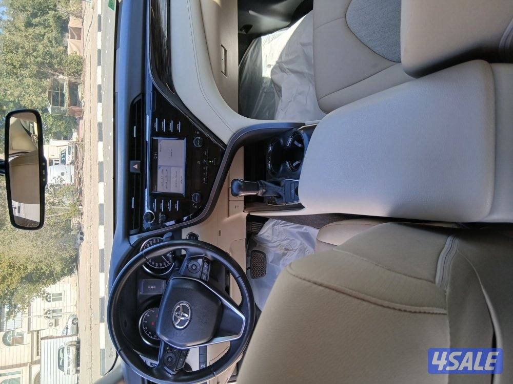 كامري ٢٠١٩ GLE بحاله نادرا ماشي٤٢ الف كم3