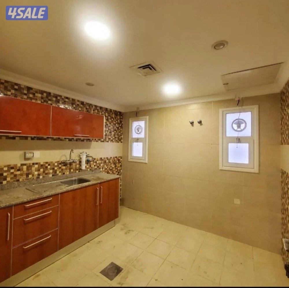 للبيع شقه باأبراج المهنا الفنطاس 60 متر الدور الاول2