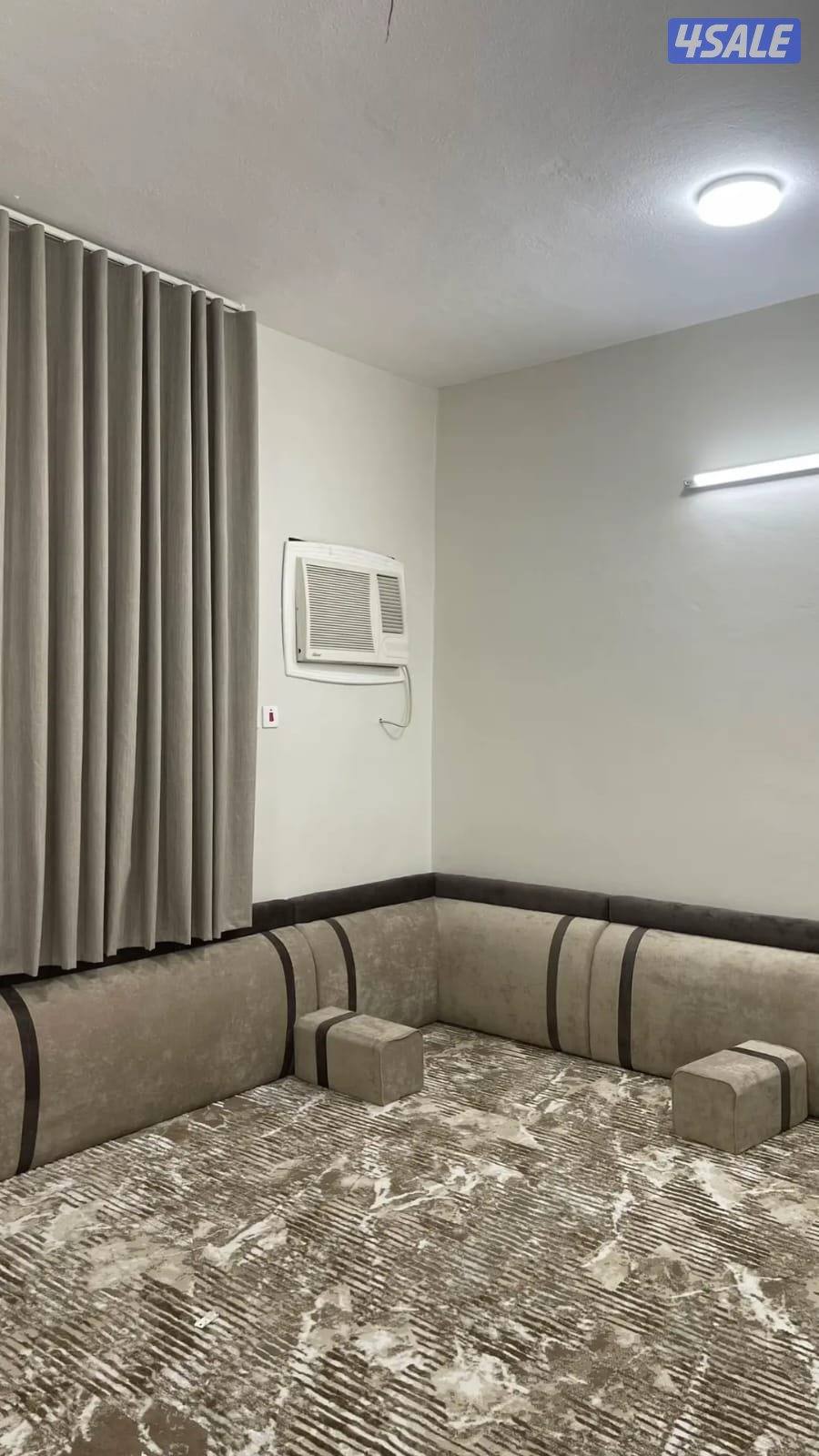 سجاد . ستاير . مساند2