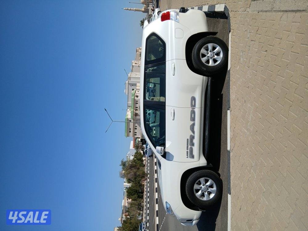 برادو مخزن بحاله نادرا ٢٠١٣ ماشي٩٩ الف1