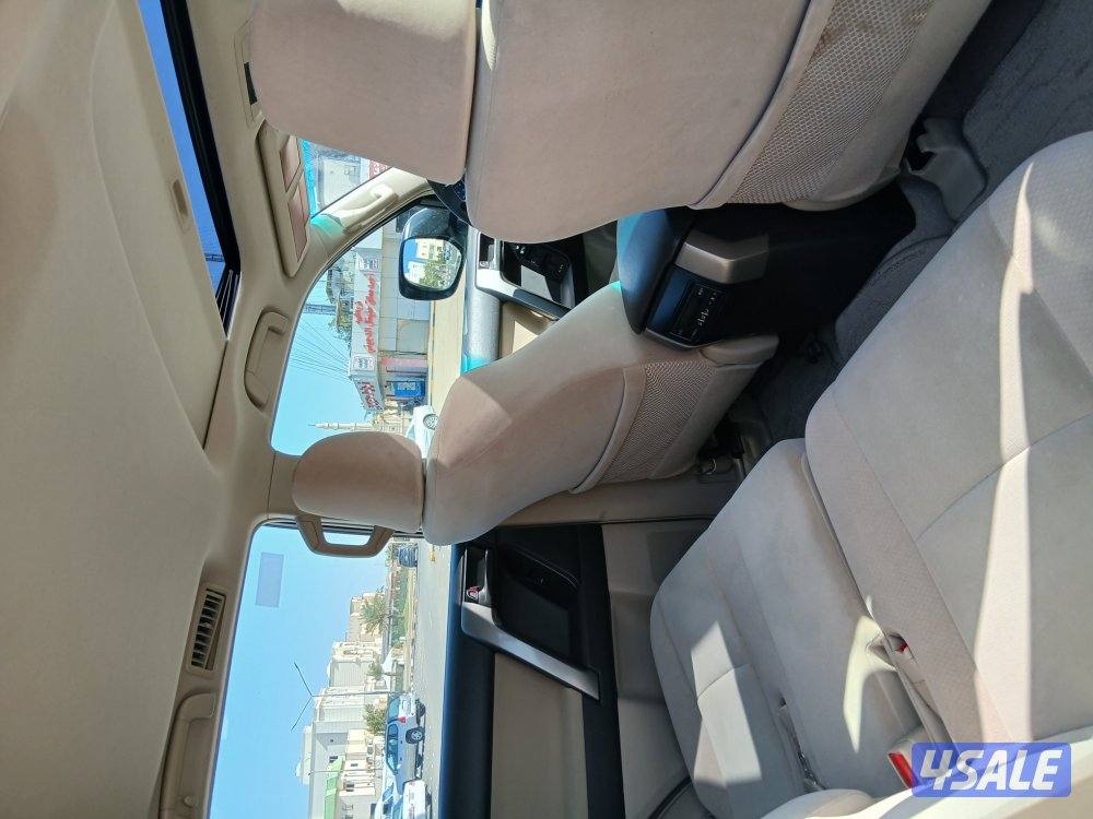 برادو مخزن بحاله نادرا ٢٠١٣ ماشي٩٩ الف5