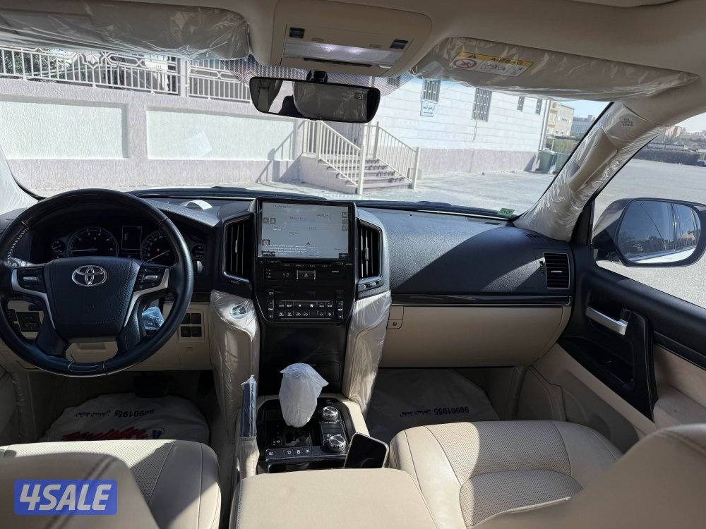 لاند تورنق 210