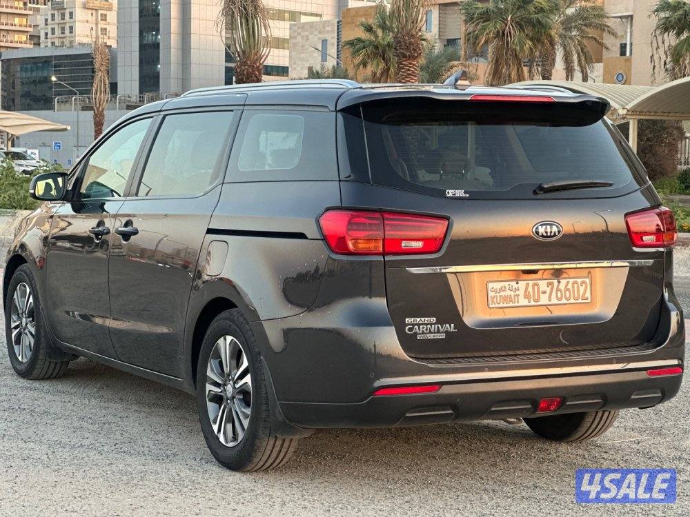 للبيع كيا كرنفال وارد الوكالة المطوع3
