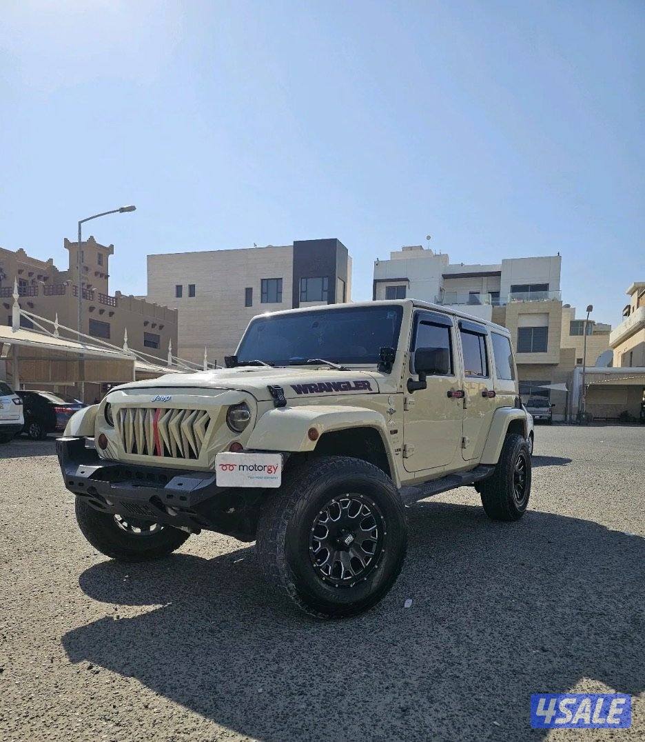 Jeep Wrangler Sahara 4x40