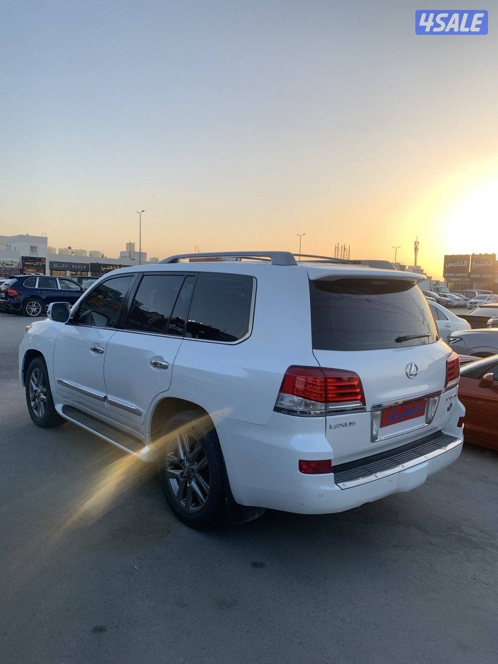 لكزس 570 موديل 20134