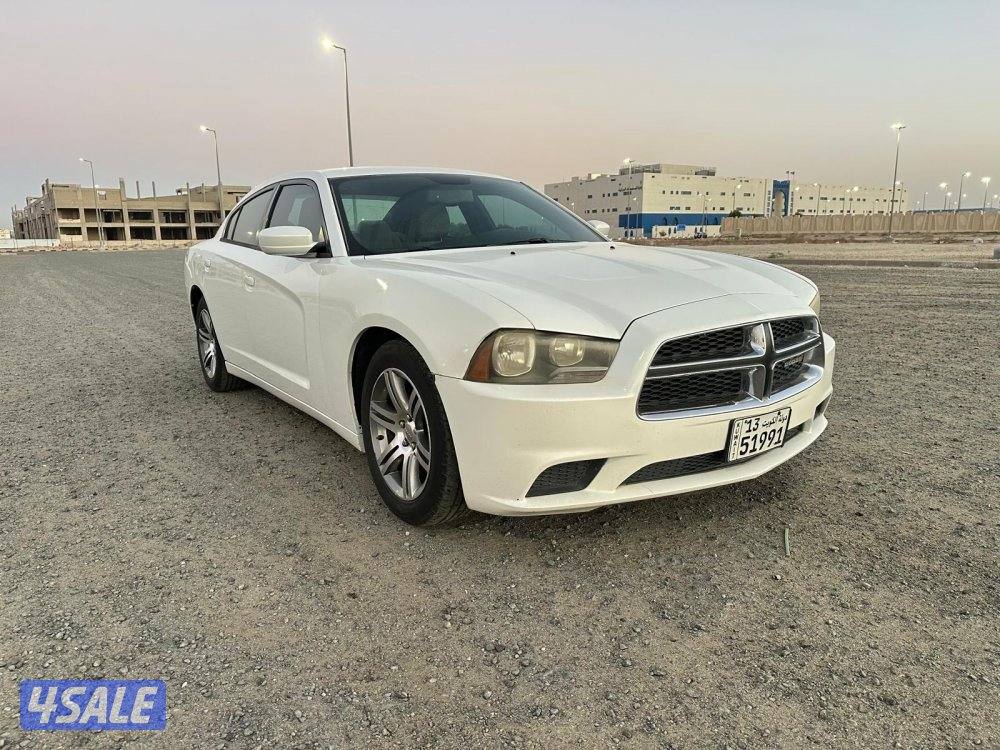 دودج شارجر ٢٠١٤ في قمة النظافة6