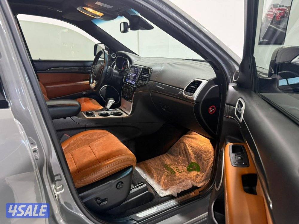 Jeep Grand Cherokee SRT86