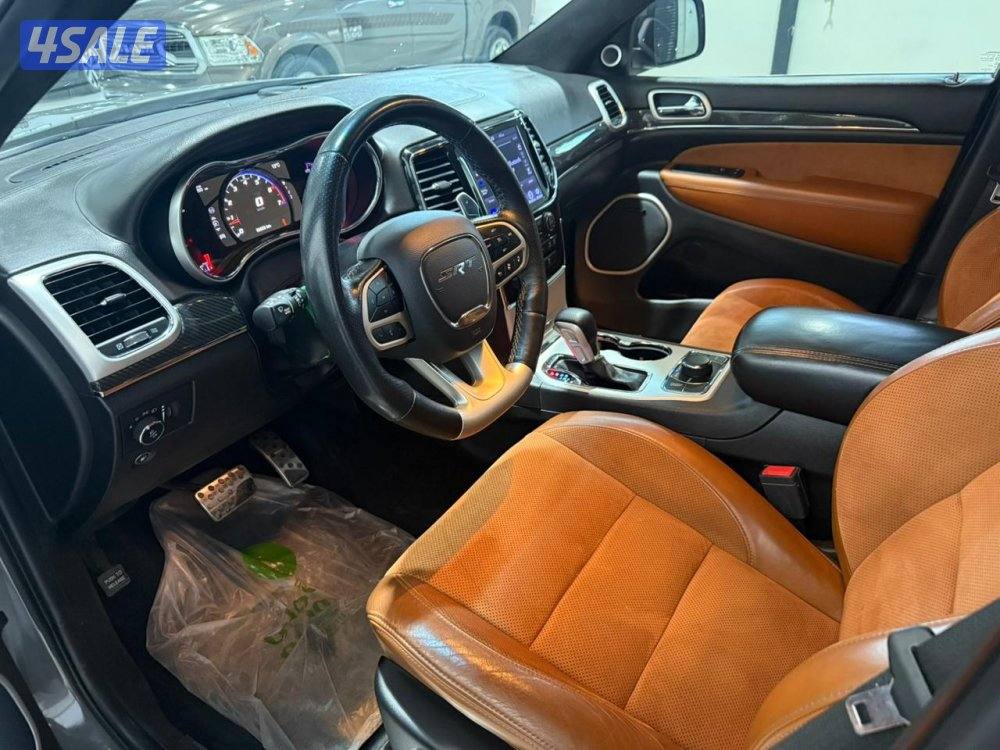 Jeep Grand Cherokee SRT87