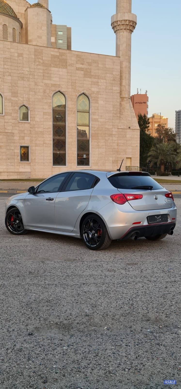 الفراميوا جوليا 2018 كامل الموصفات6