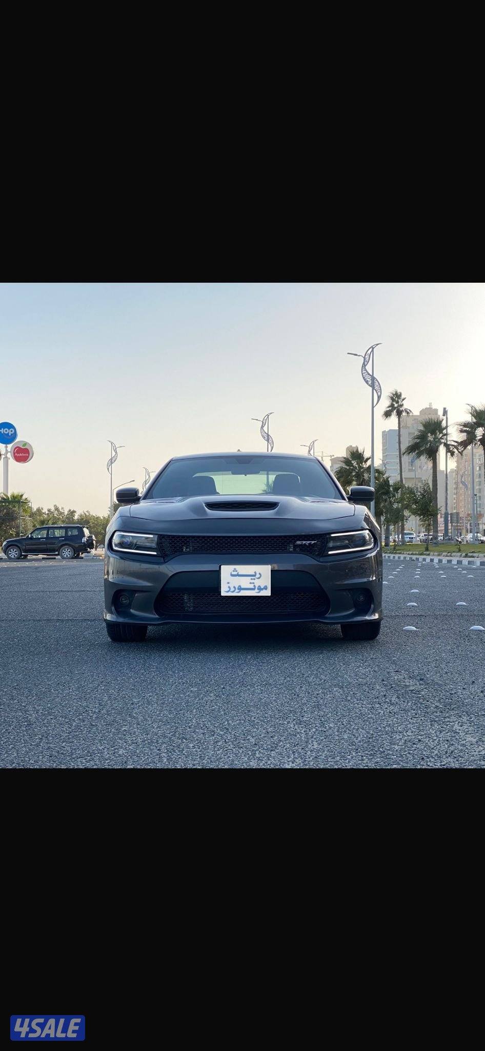 بيع🔺شراء🔺تثمين

للبيع دودج تشارجر 
موديل 2021
العداد 135 الف1