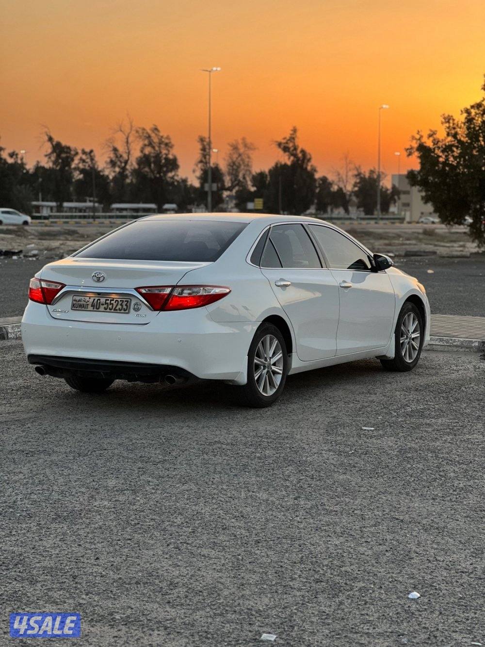 للبيع تيوتا كامري 2016 الفل كامل معاده الفتحة شرط الفحص1