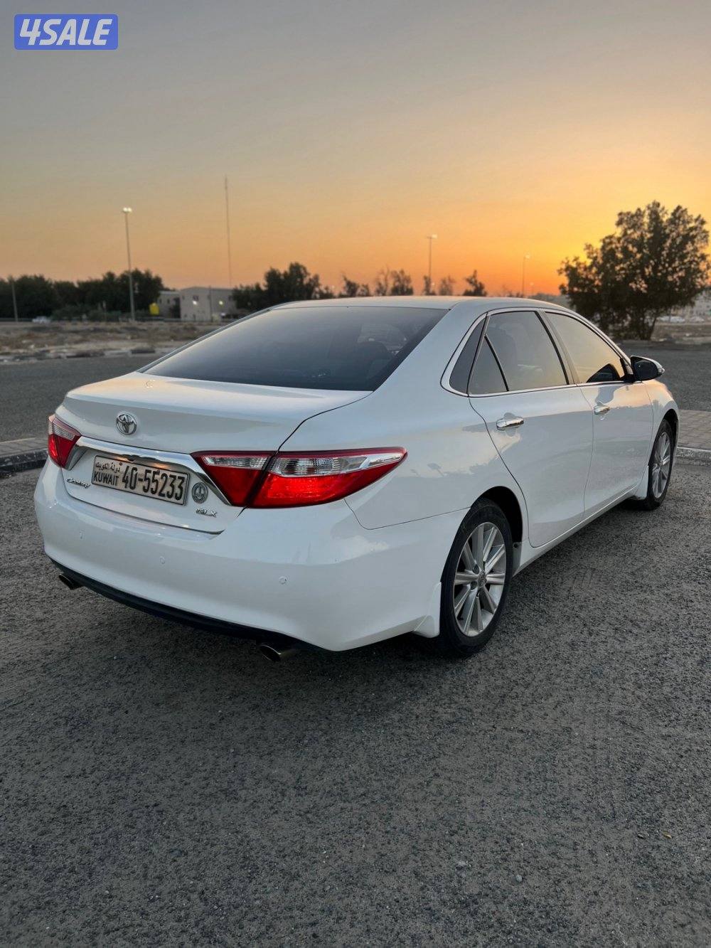 للبيع تيوتا كامري 2016 الفل كامل معاده الفتحة شرط الفحص3