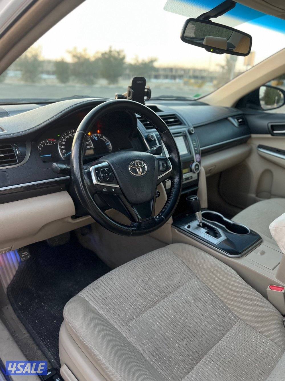 للبيع تيوتا كامري 2016 الفل كامل معاده الفتحة شرط الفحص6
