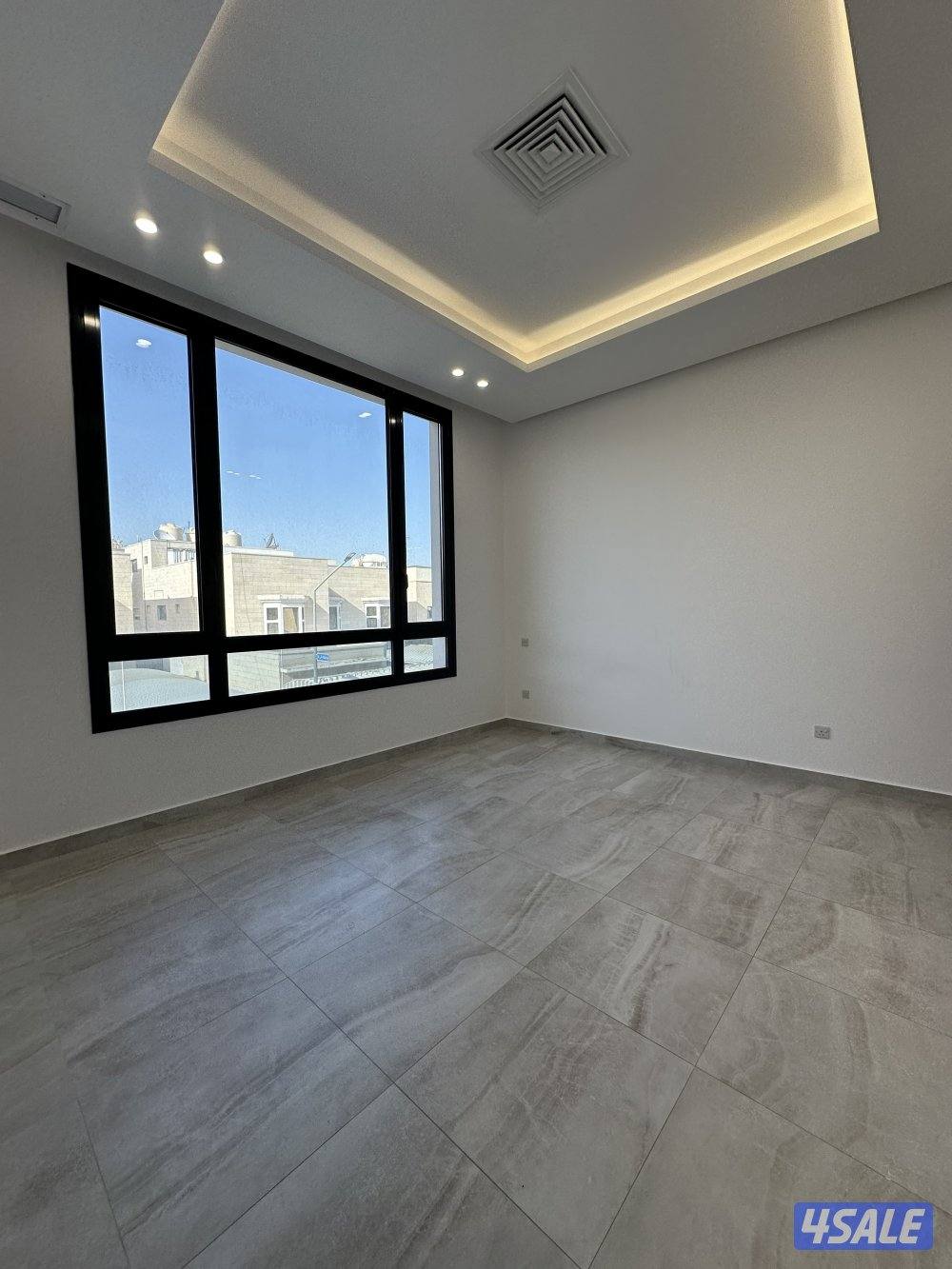 للايجار دور اول في بيان0