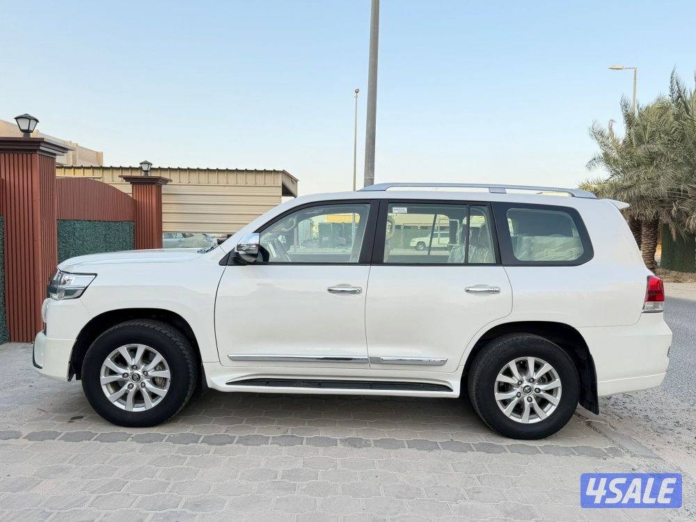 لاند كروزر GX.R 20167