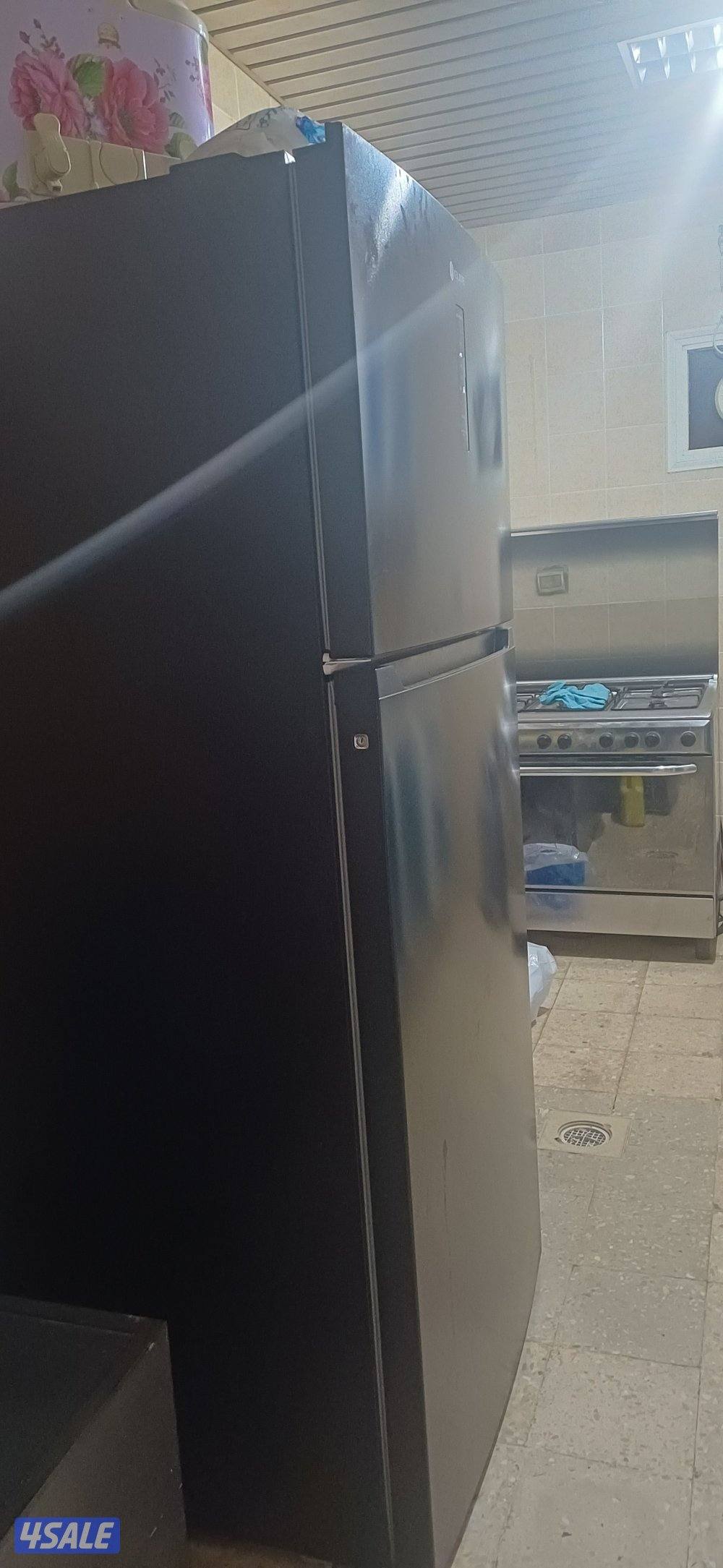 شقة للايجار بالنعيم0