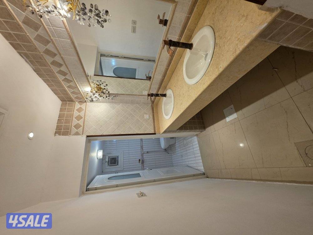 للايجار دبلكس قرطبه مساحات كبيره4