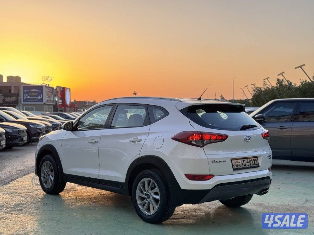 للبيع توسان 2017 شرط الفحص6