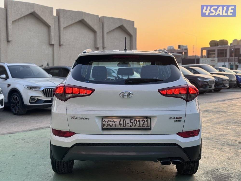 للبيع توسان 2017 شرط الفحص7