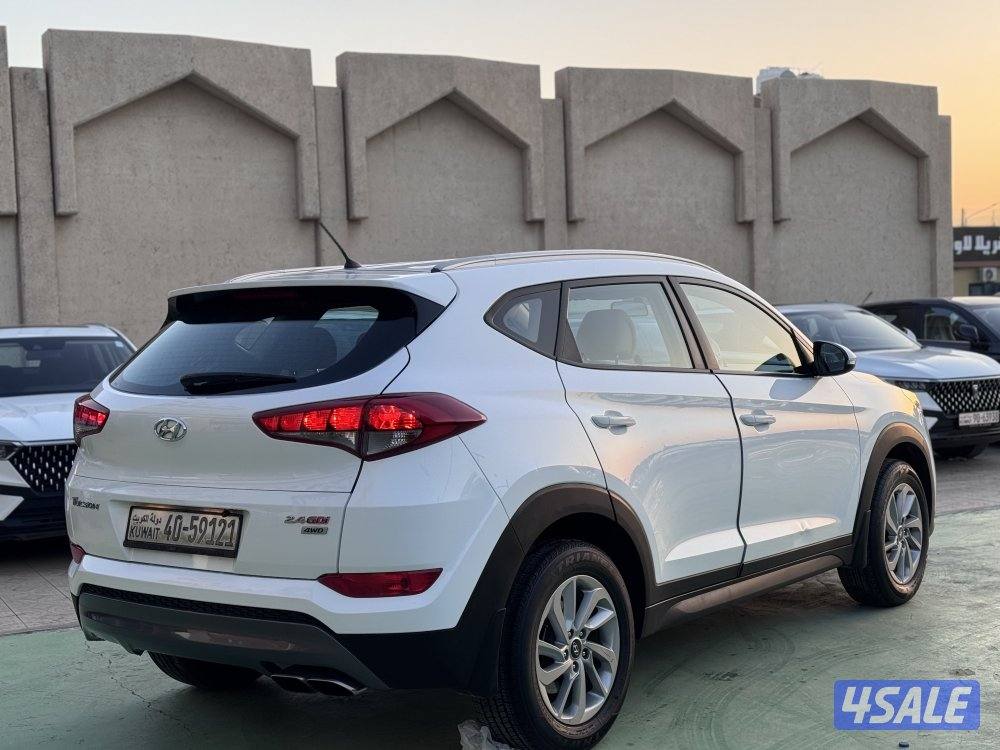 للبيع توسان 2017 شرط الفحص9