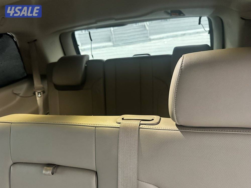 البيع يوكن 2015 اس ال اي مرفق الفحص ماشي 380 السعر 4750 الموتر نظيف4