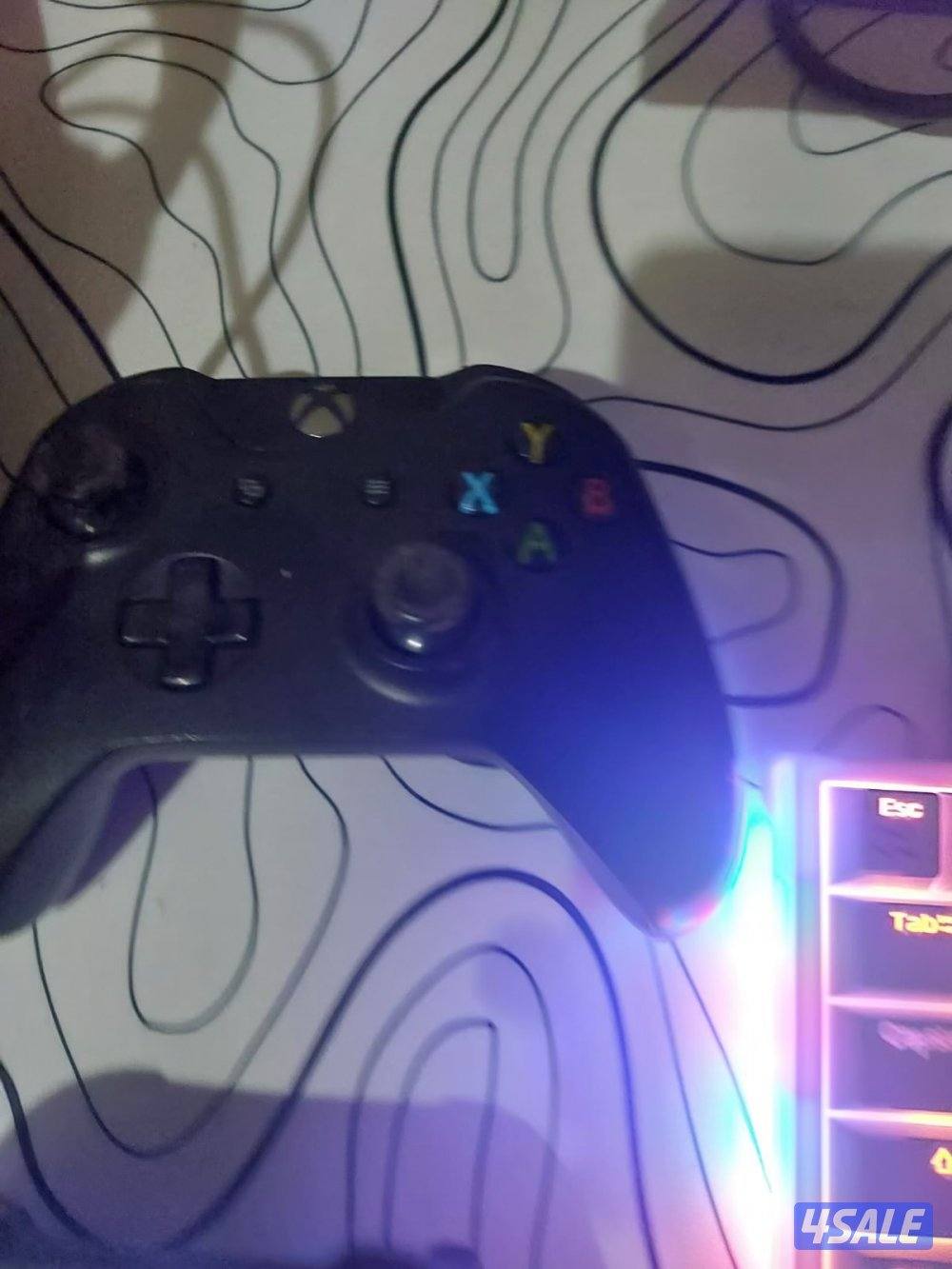 ‏يده Xbox جديدة استعمال يومين رقم التلفون0