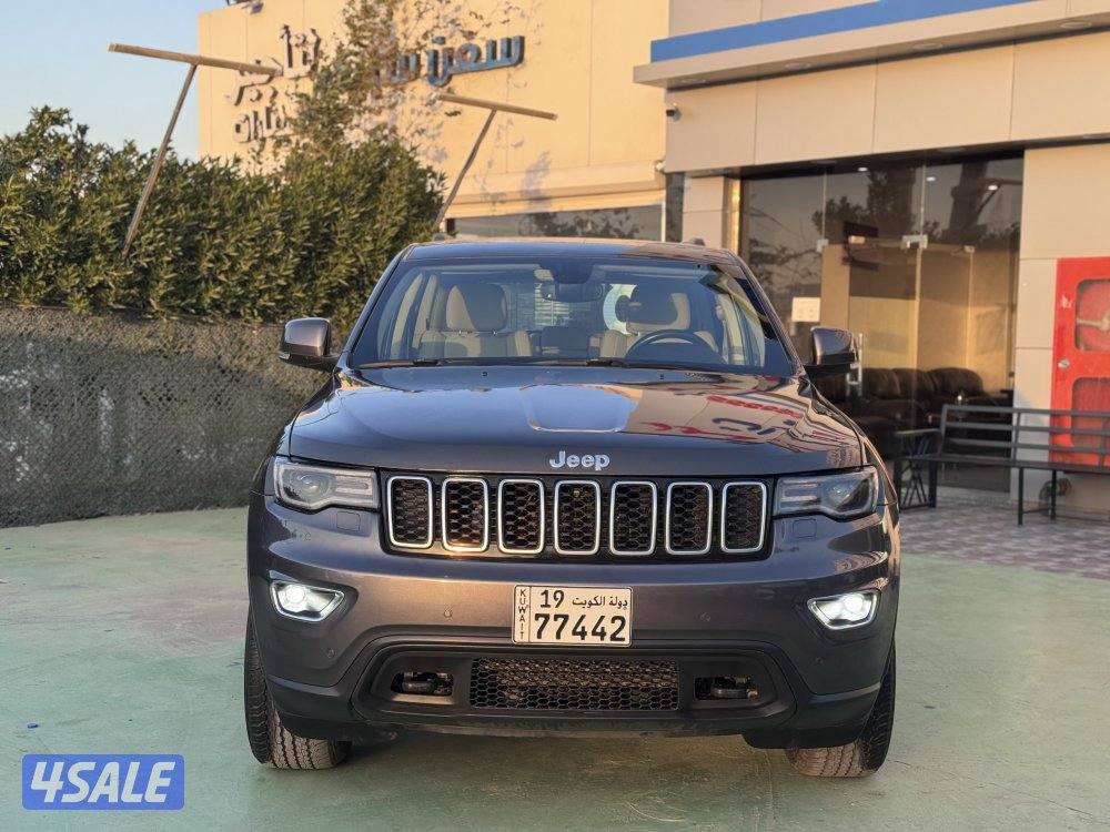 للبيع كاش أو بالأقساط جيب شيروكي20212