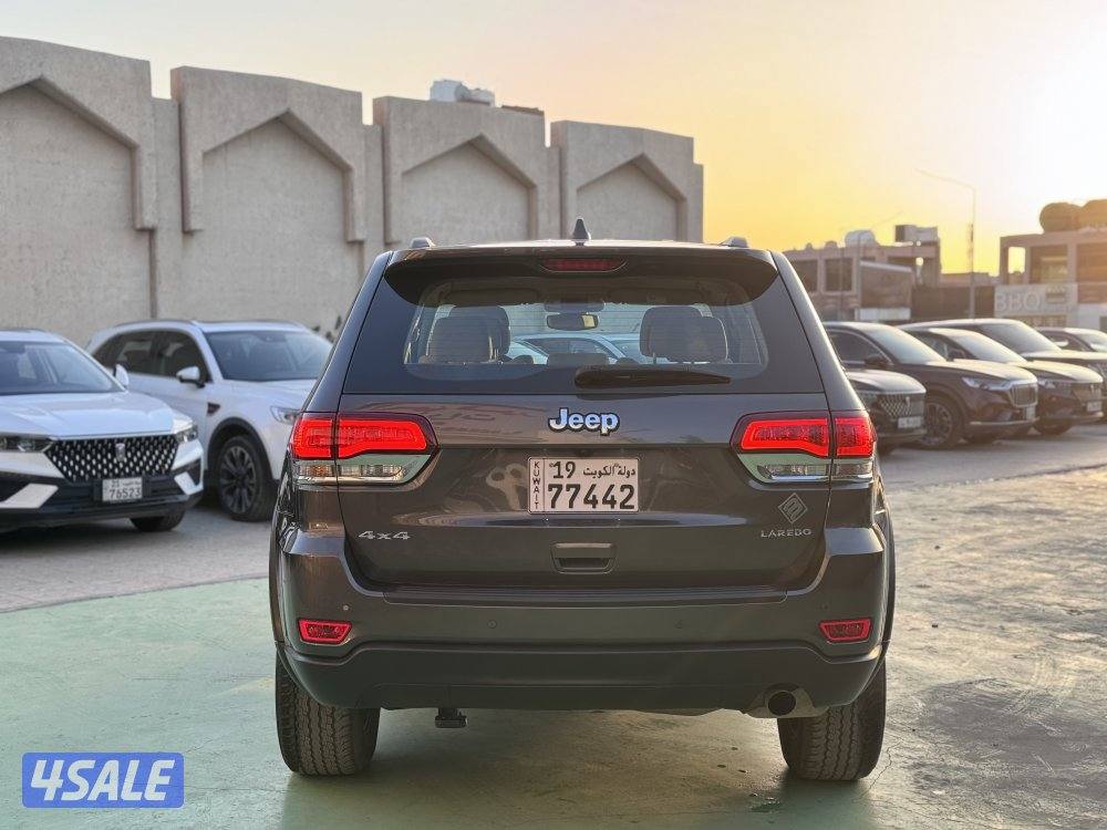 للبيع كاش أو بالأقساط جيب شيروكي20216