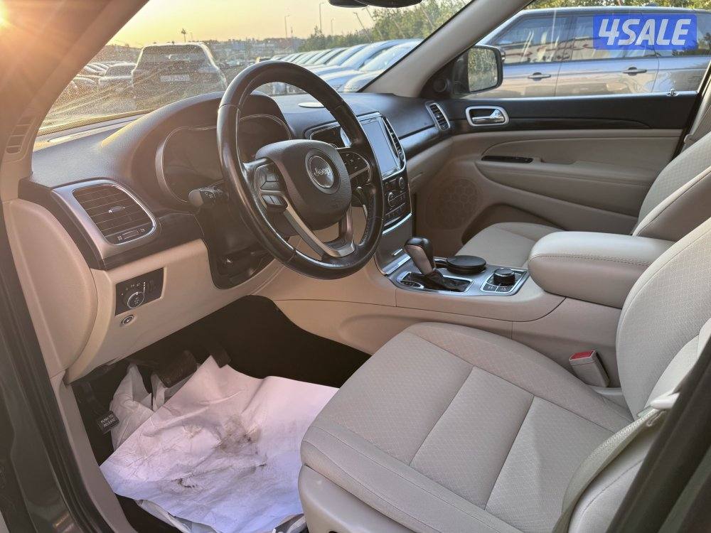 للبيع كاش أو بالأقساط جيب شيروكي20219