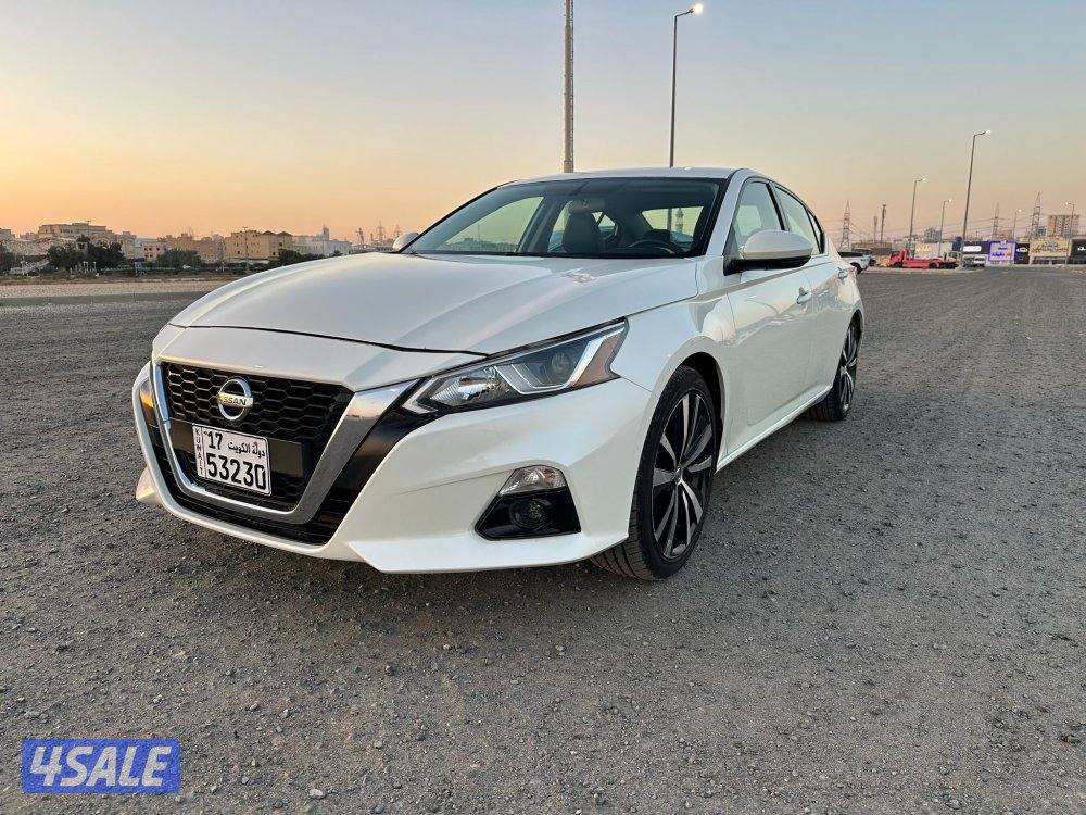 نيسان ألتيما موديل ٢٠١٩ بحالة ممتازة2