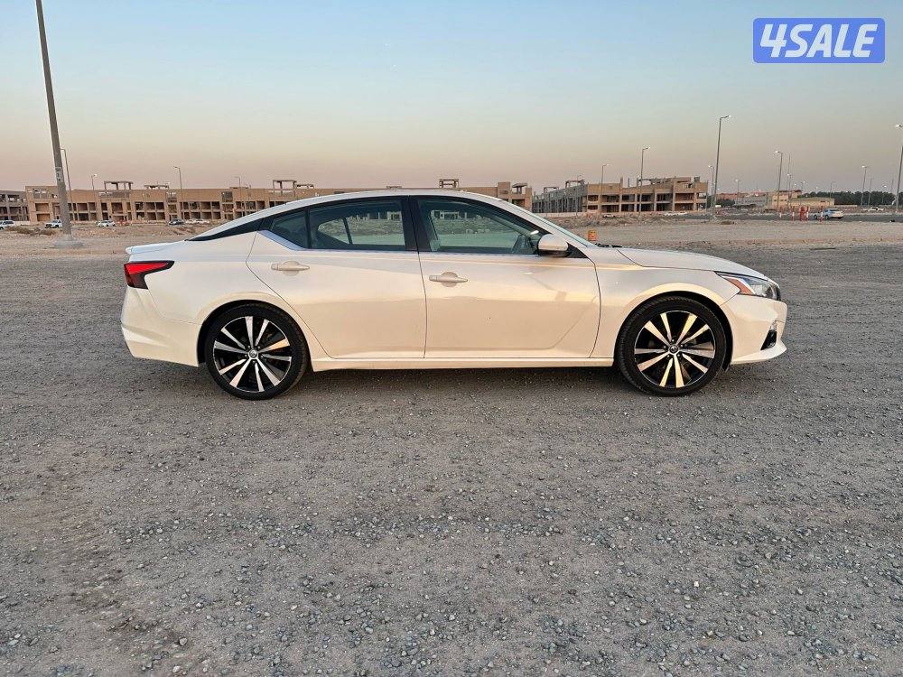 نيسان ألتيما موديل ٢٠١٩ بحالة ممتازة1