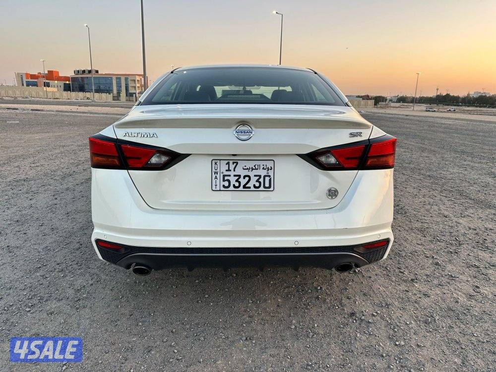 نيسان ألتيما موديل ٢٠١٩ بحالة ممتازة4