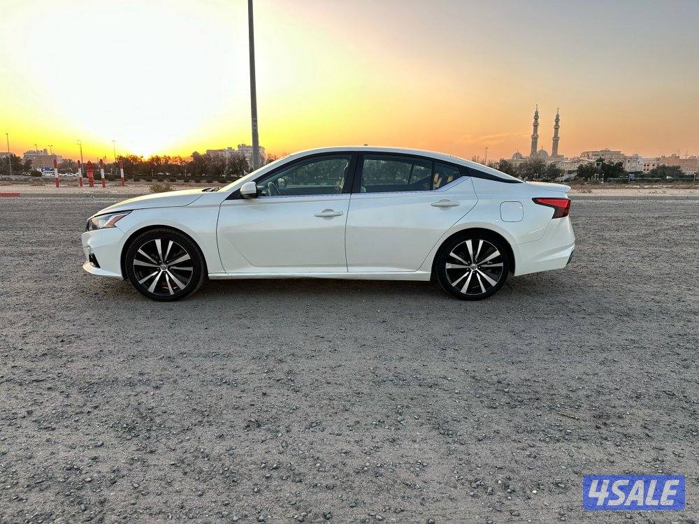 نيسان ألتيما موديل ٢٠١٩ بحالة ممتازة8