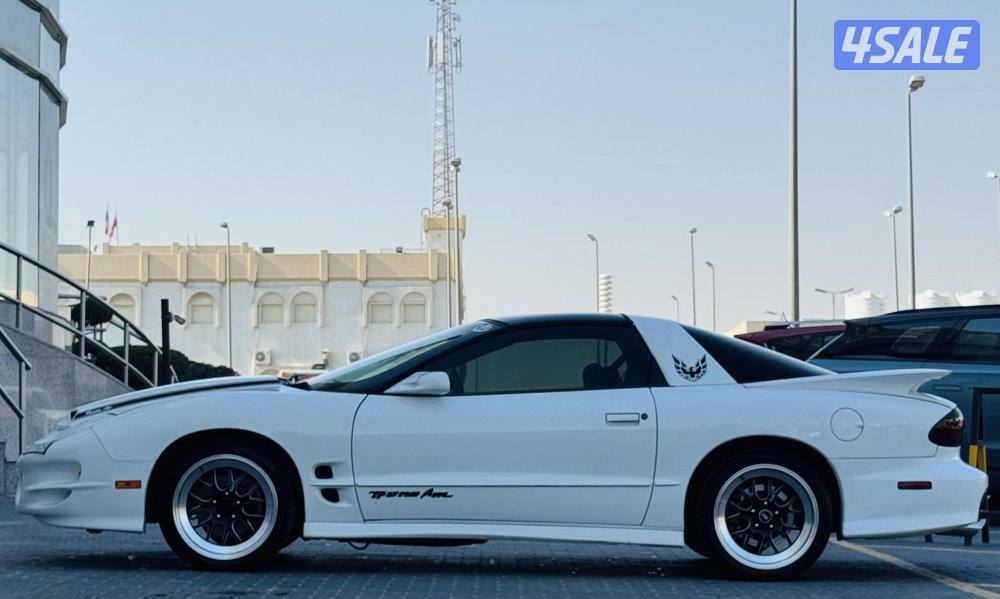 للبيع ترانز ام  فاير بيرد موديل 19993