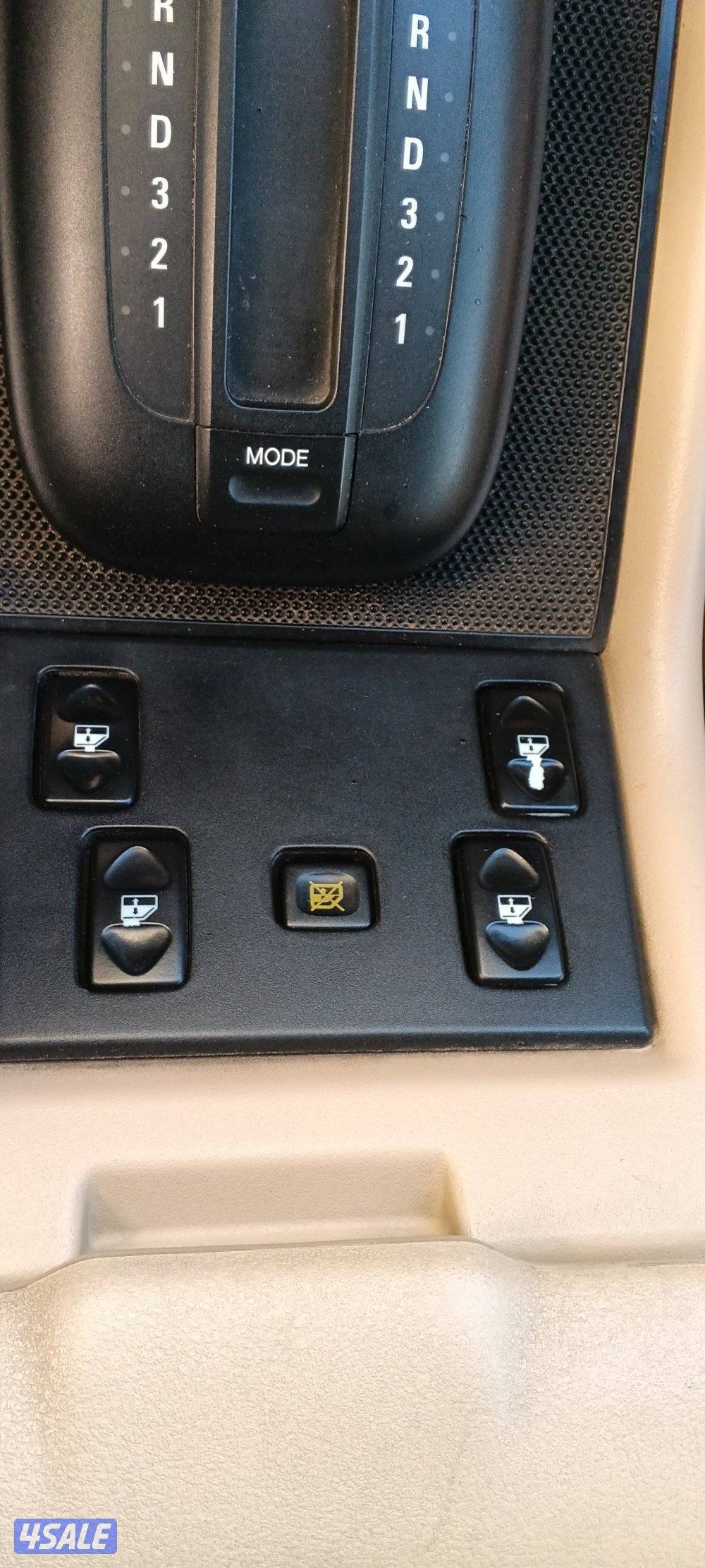 للبيع ديسكفري موديل ٢٠٠٤  اصدار خاص مخزن وكالة الكويت7