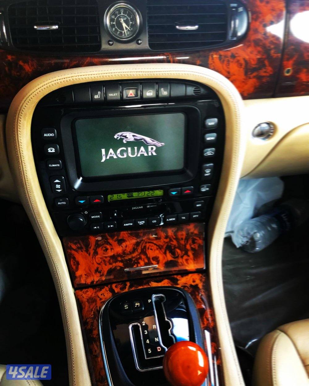 للبيع جاكور xj6. 2005 سبورت ارجوا عدم اتصال الشريطية. التواصل whats1