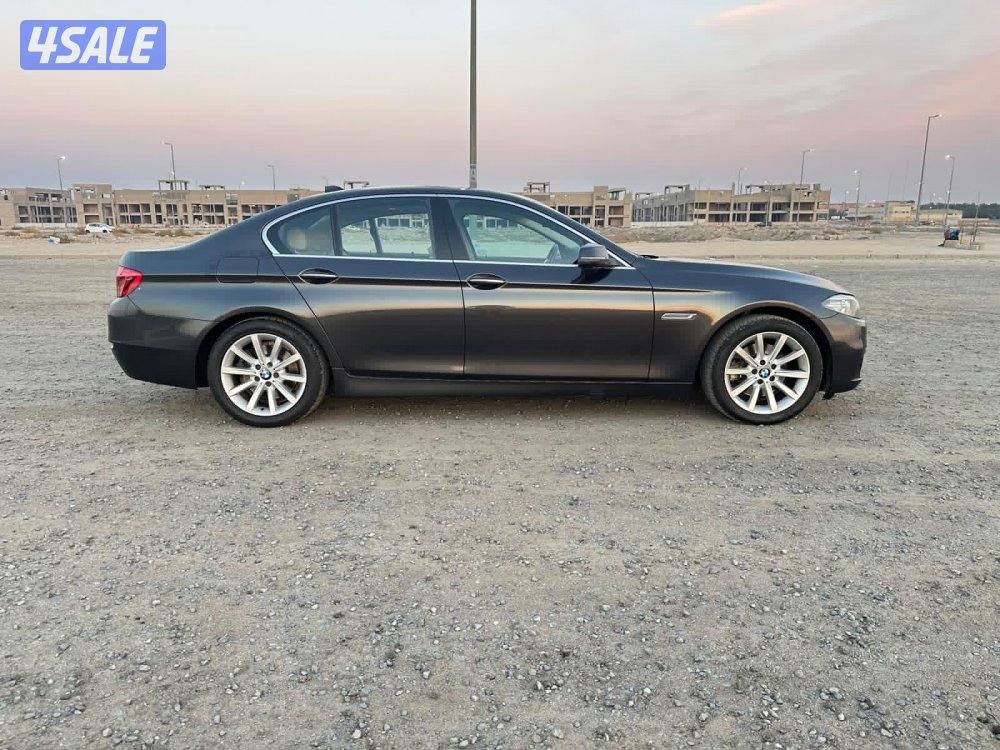 بي ام 520i موديل ٢٠١٥ كامل المواصفات سيرفس وكالة5