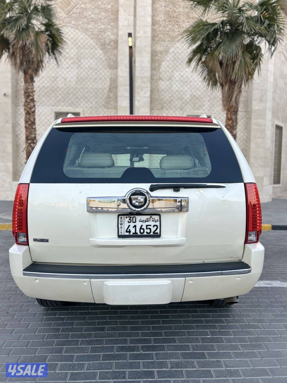 للبيع اسكاليد 20105