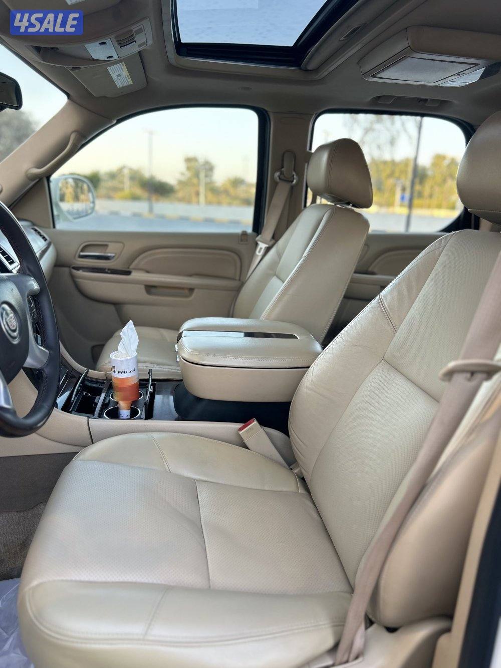 للبيع اسكاليد 201010