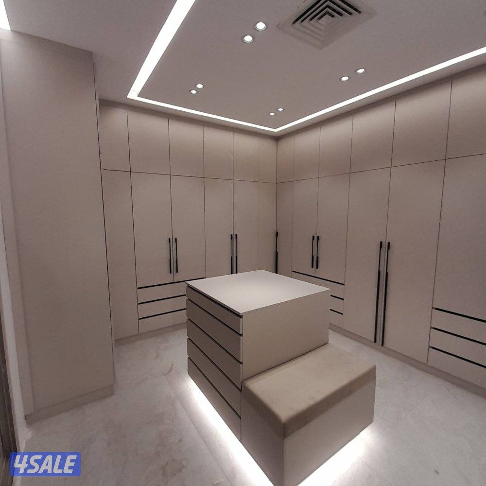 غرف نوم وغرف تبديل اجود انواع الاخشاب الميلامين وبارخص الاسعار0